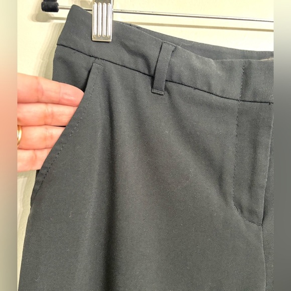 BCBGMaxAzria Black Ankle Pants Crop - Picture 3 of 7